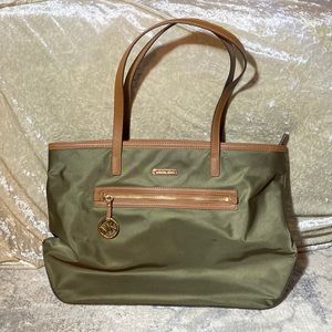 Olive Michael Kors Tote
